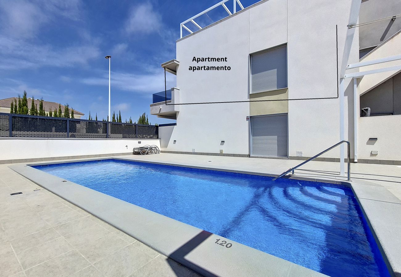 Appartement avec vue sur la piscine à San Pedro del Pinatar, Costa Cálida